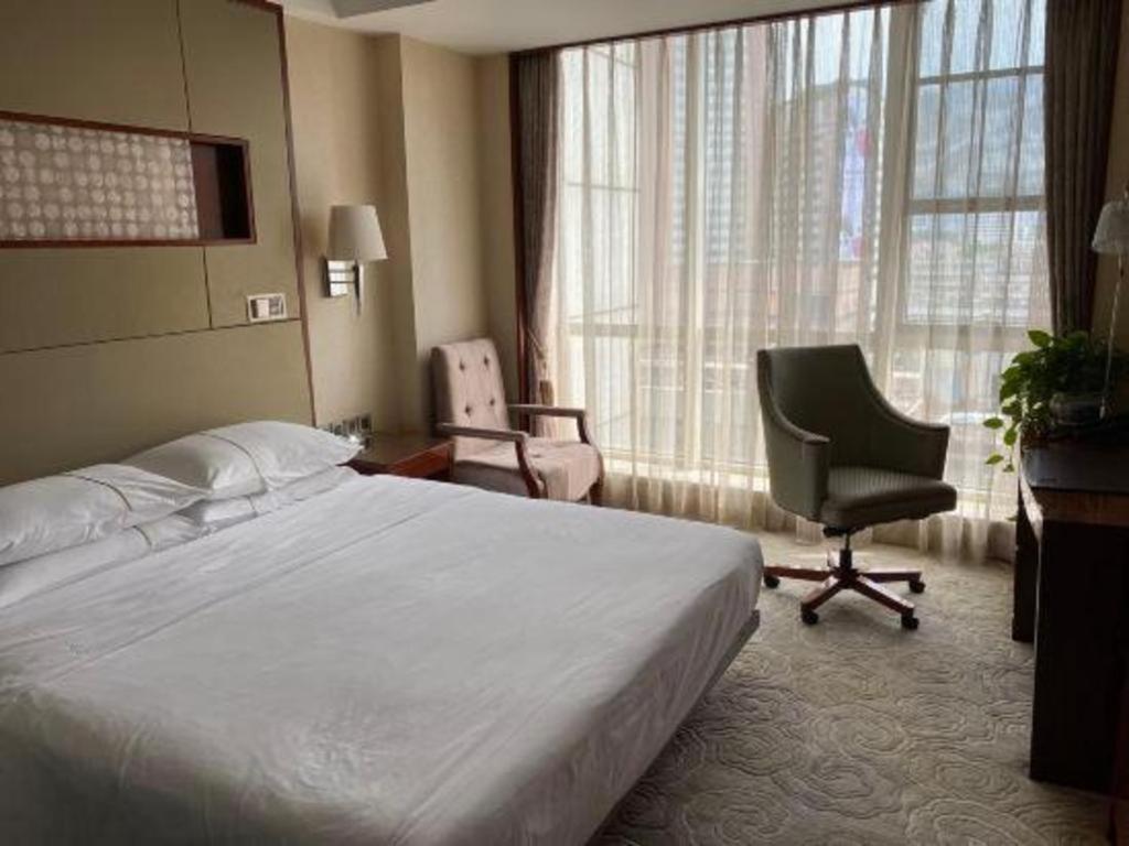 Jinan Silver Plaza Quancheng Hotel Exterior foto