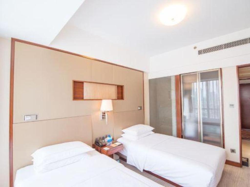 Jinan Silver Plaza Quancheng Hotel Exterior foto