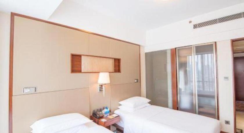 Jinan Silver Plaza Quancheng Hotel Exterior foto